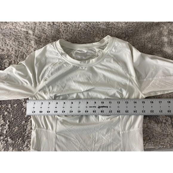Lululemon Size 4 Athleisure Top White Long Sleeve Pullover Casual - Picture 3 of 5